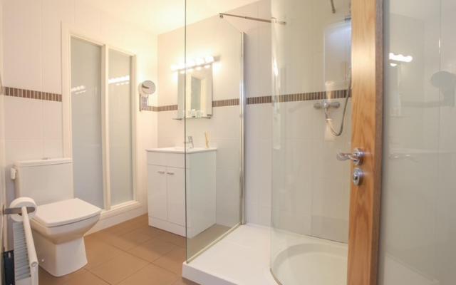 Queens Large 2 Bdr & 1 Bdr Apartments By Belfast City Breaks Bagian luar foto